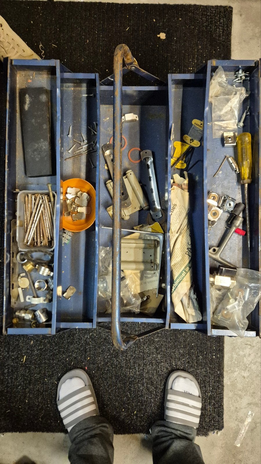 Oude gereedschapskist met inhoud - Vintage gereedschap, Antiek en Kunst, Ophalen of Verzenden