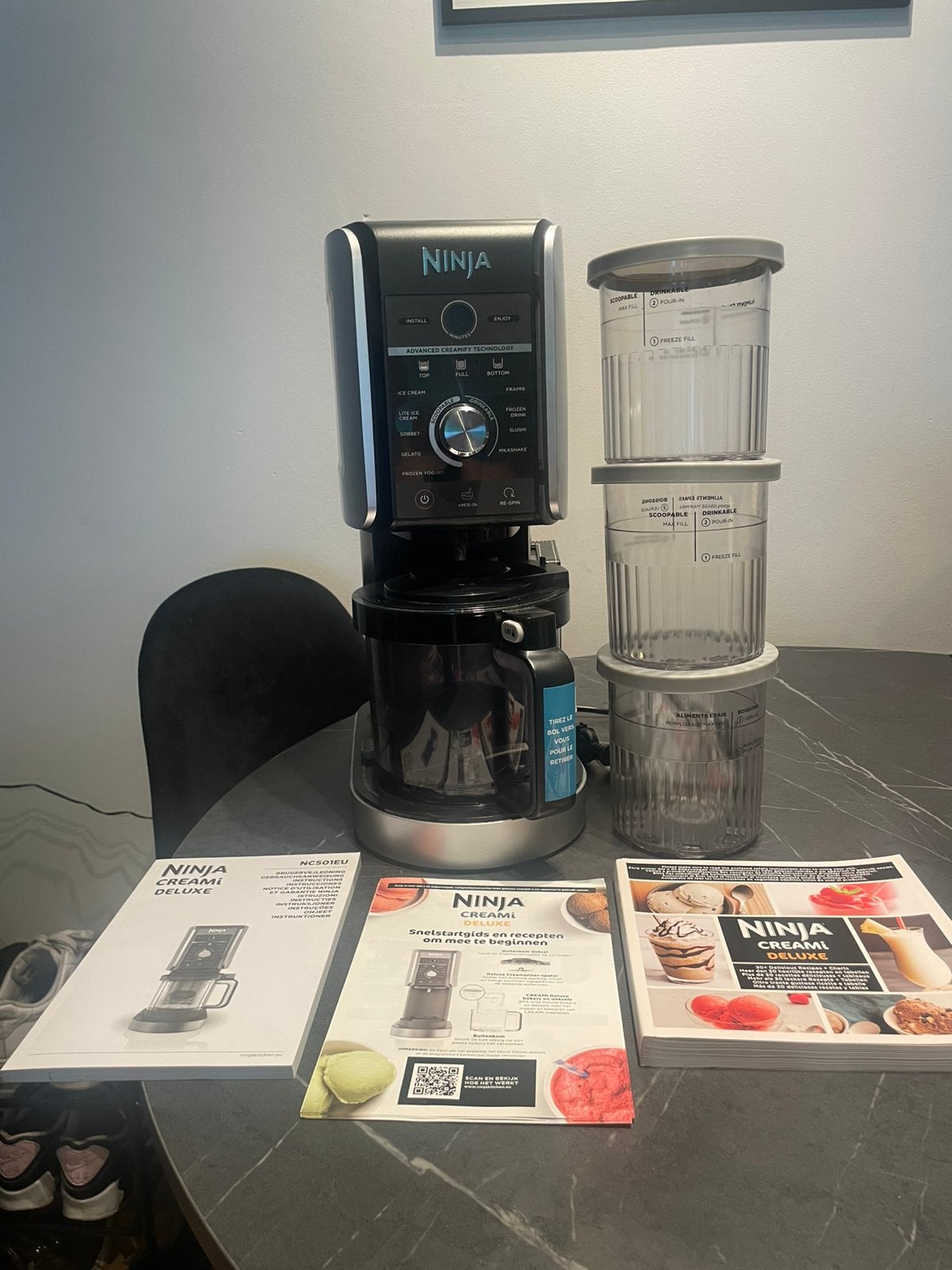 Ninja CREAMi Delux compleet met accessoires & receptenboek, Ophalen, Zo goed als nieuw