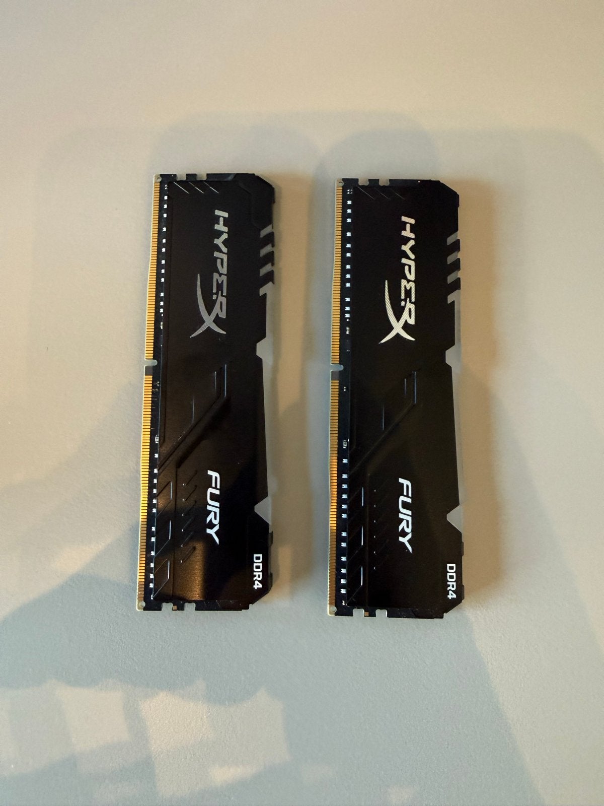Kingston HyperX FURY RGB DDR4 2x8GB 3200MHz RAM, Computers en Software, DDR4, Ophalen of Verzenden, Zo goed als nieuw, Desktop