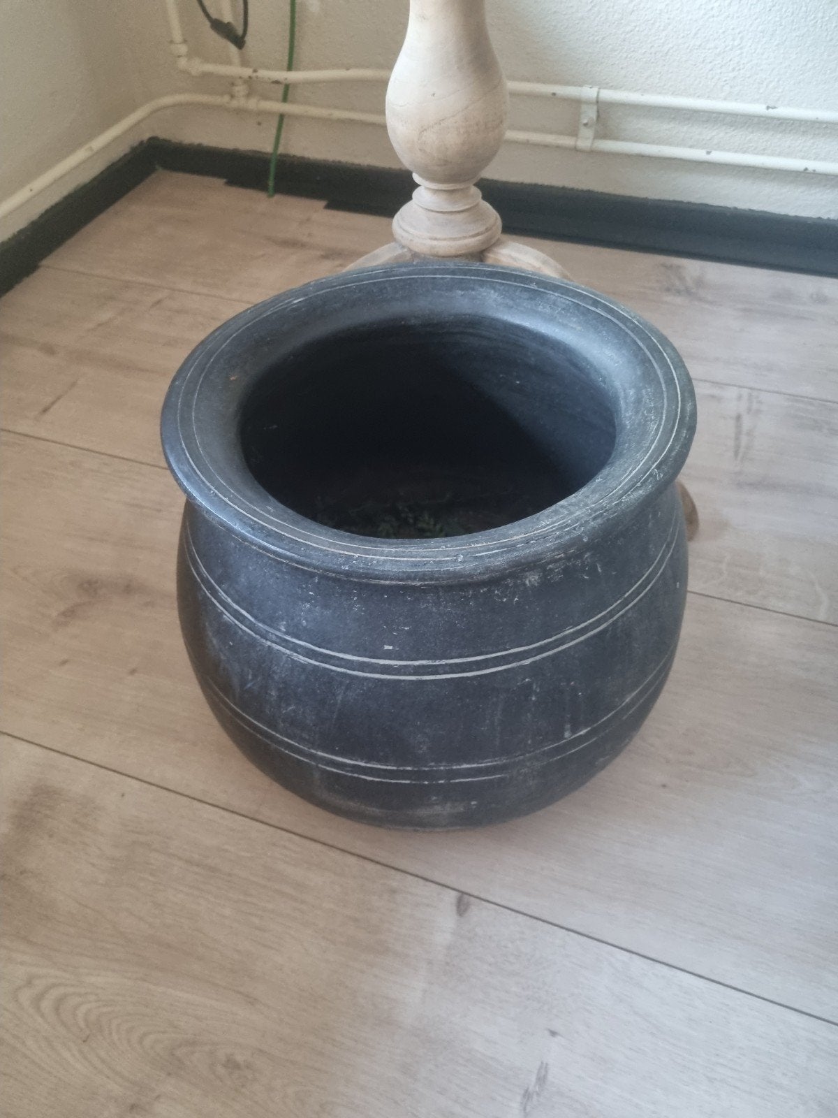 grote zware pot met kunt varen, Rond, Zo goed als nieuw, Minder dan 40 cm, Aardewerk