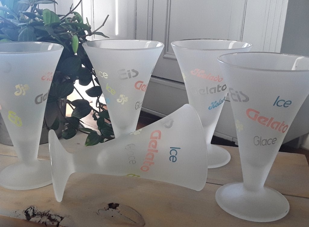 Frosted sorbetglazen ijsglazen dessertglazen ijscoupes met e, Glas of Glazen, Gebruikt, Ophalen of Verzenden, Glas