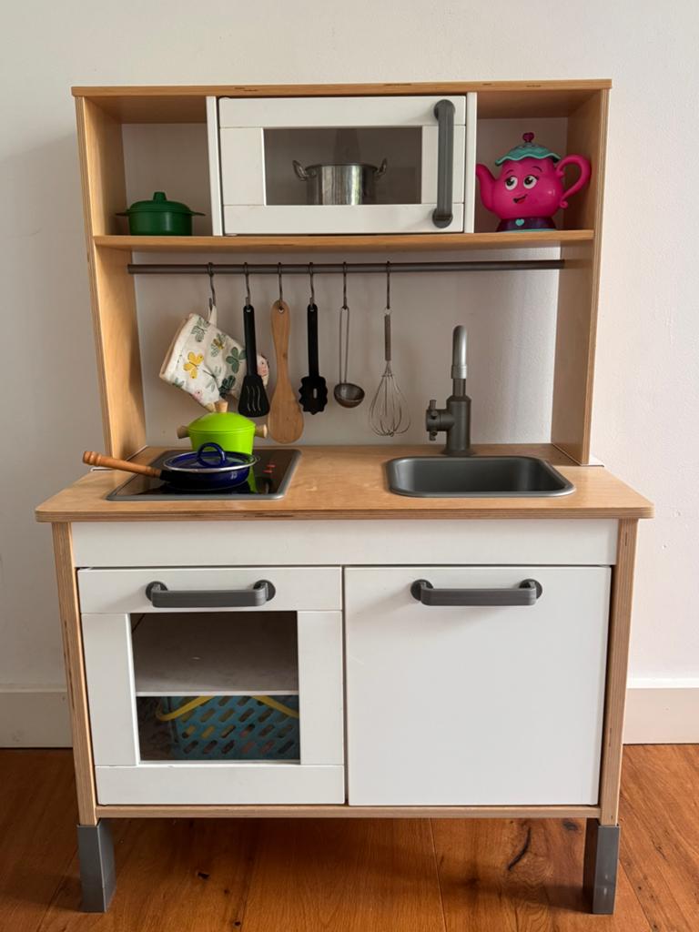 Keukentje IKEA, Ophalen, Zo goed als nieuw