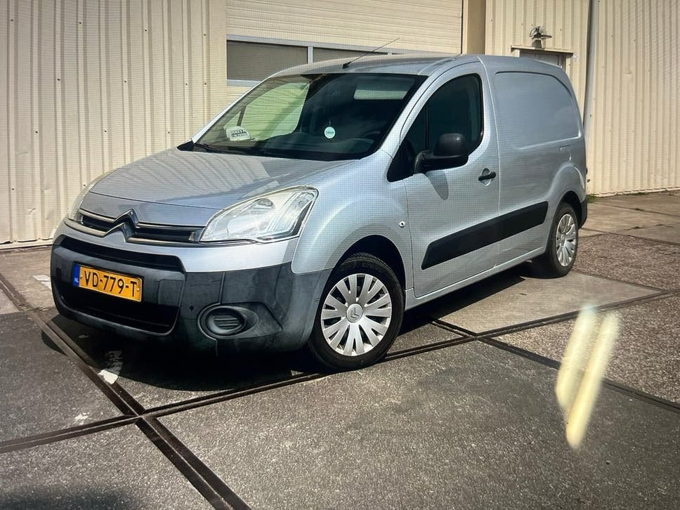 Te koop Citroen Berlingo bestel Diesel 2013, Auto's, Bestelauto's, Voorwielaandrijving, Stof, Metallic lak, 4 cilinders