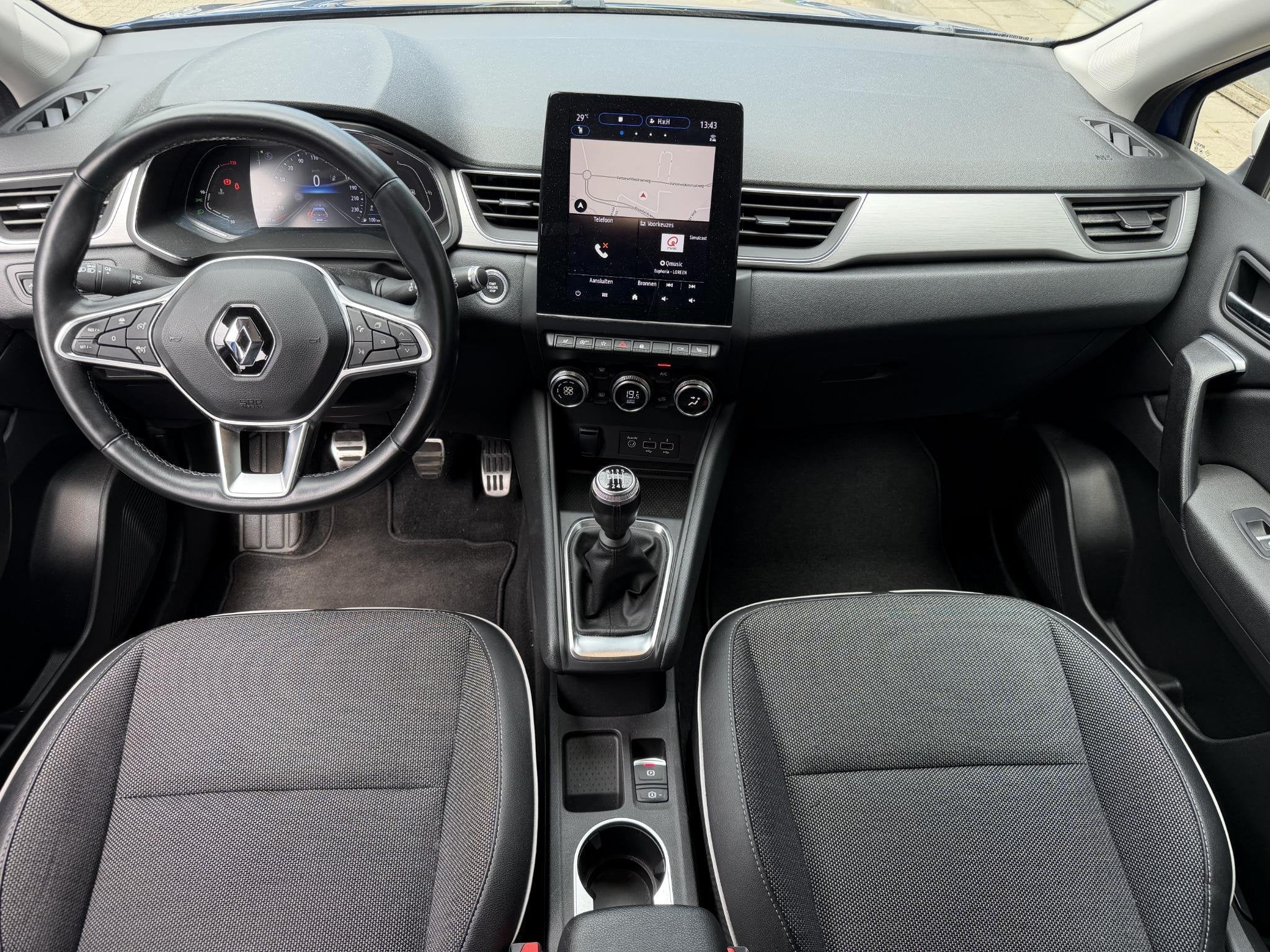 Renault Captur 1.3 TCe 140 Intens / Trekhaak (1200 KG Trekge, Voorwielaandrijving, Gebruikt, Euro 6, 4 cilinders