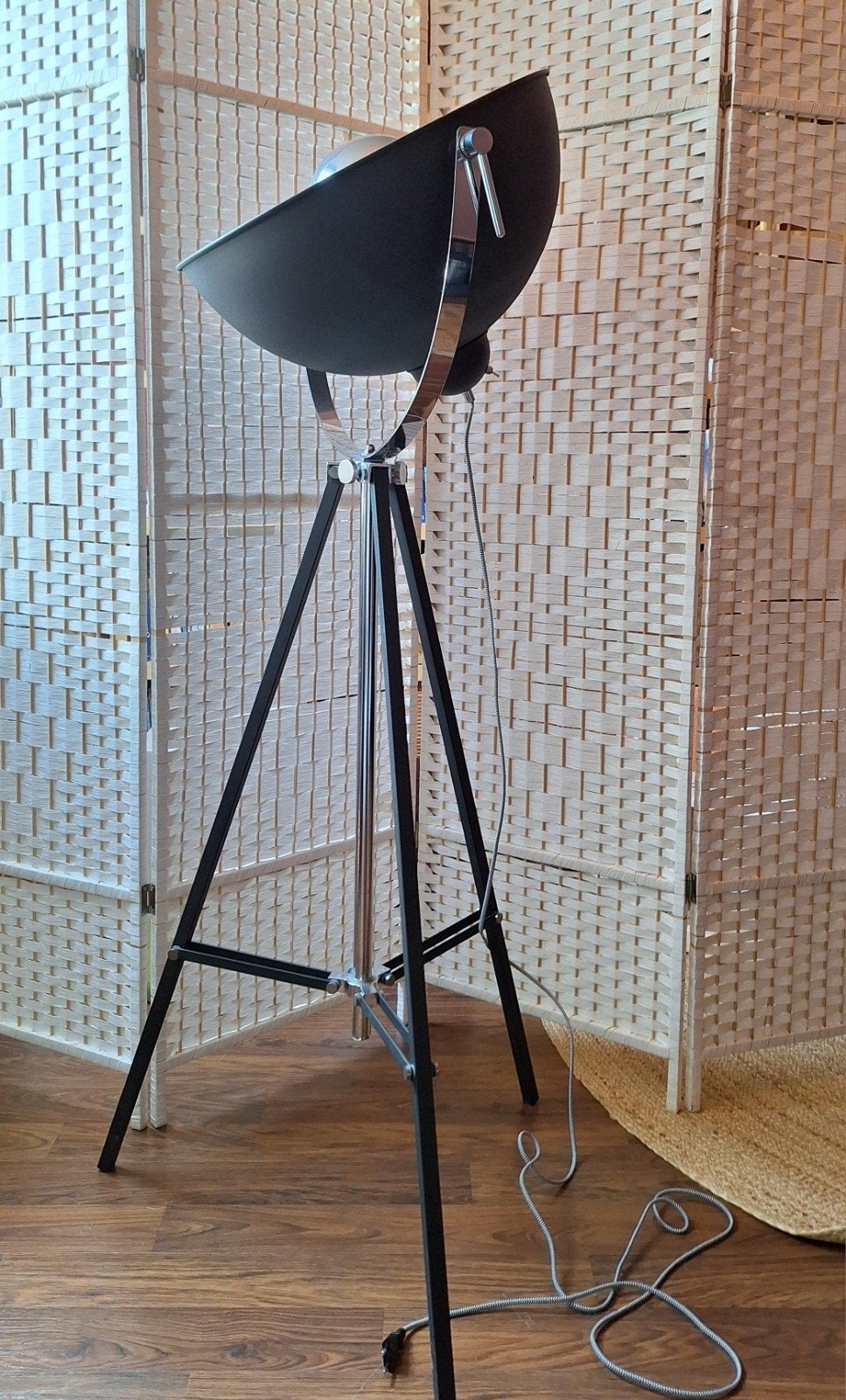 Stijlvolle Vloerlamp met Gouden Binnenkant en Statief, Ophalen, Gebruikt, Modern, Industrieel, Chique, E27 (groot)