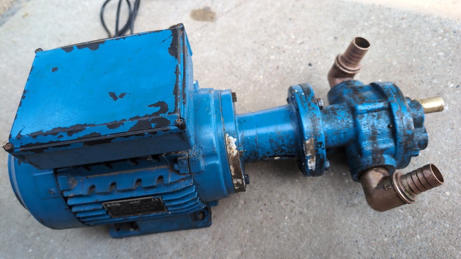 AEG Elsto 1.1kW 230V Motor met Tandwiel pomp, Ophalen of Verzenden