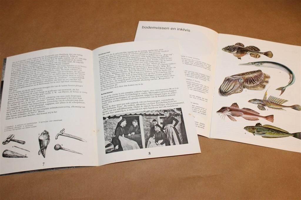 Terschelling — Museum & Zeevissen [2 Delen] Jaren \'70, Ophalen of Verzenden, Gelezen