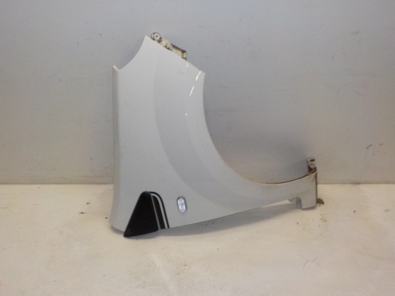 Spatbord rechts voor Renault Twingo, Auto-onderdelen, Carrosserie en Plaatwerk, Onderdelen@venauto.nl, Van der Ven Autorecycling B.V.