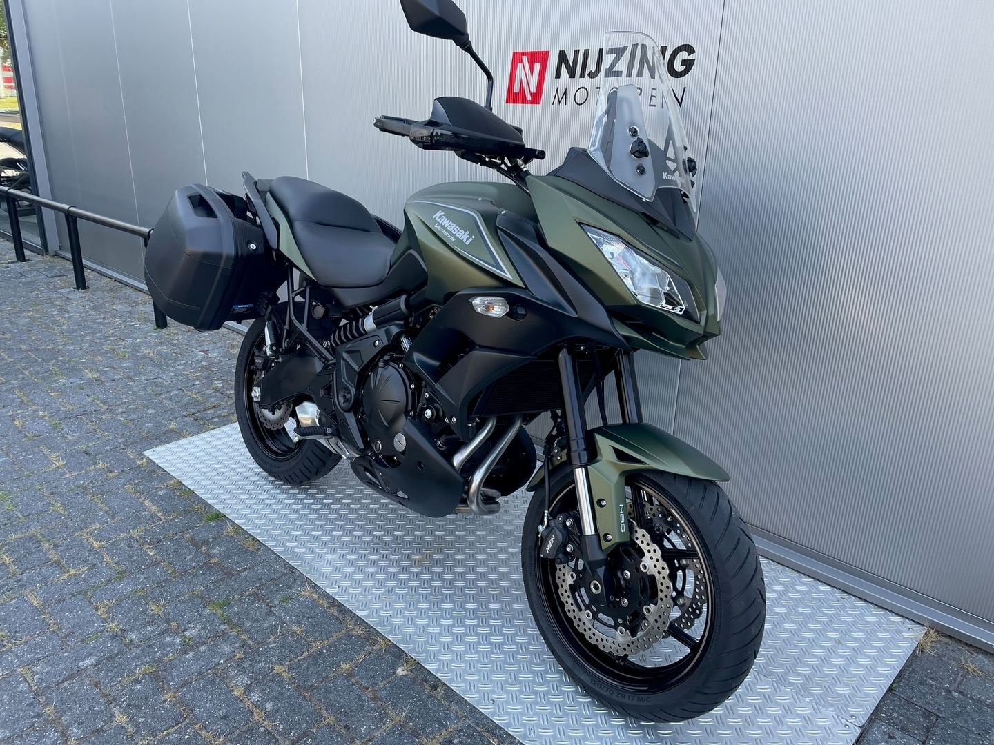 KAWASAKI VERSYS 650 GRAND TOURER (bj 2020), 2 cilinders, 649 cc, Bedrijf, Onbekend