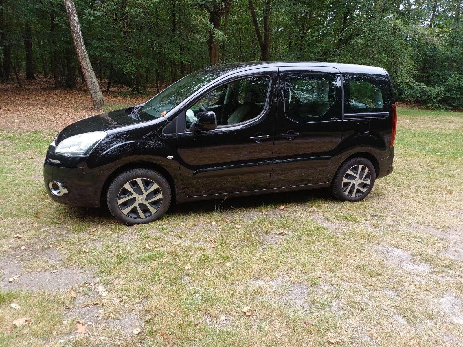Citroën Berlingo 1.6 , trekhaak, airco, cruise control, 2012