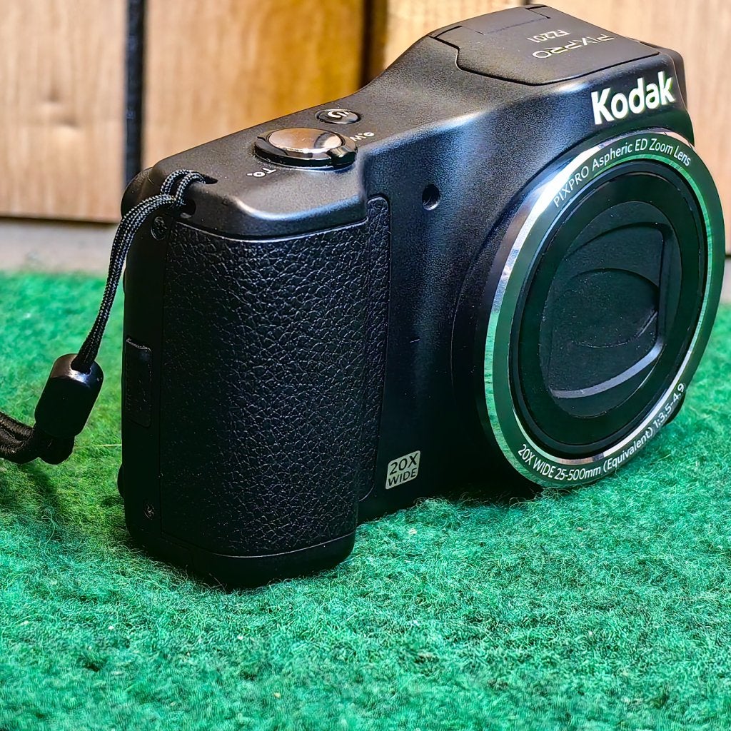 Kodak Pixpro FZ201 Camera Zwart - In Nette Staat, Kodak, Zo goed als nieuw, Support@kodak.com, Eastman Kodak Company
343 State Street
Rochester, NY 14650
USA