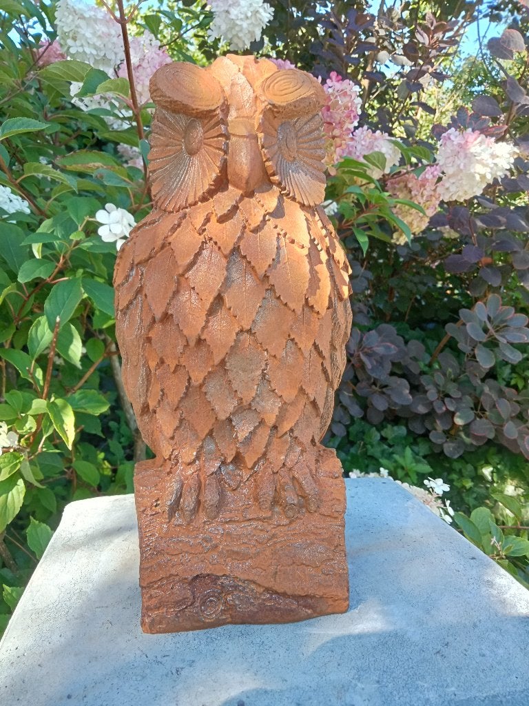 Aanbieding gegoten gietijzeren tot detail gietijzeren uil., Tuin en Terras, Ophalen of Verzenden, Nieuw, Metaal, Dierenbeeld