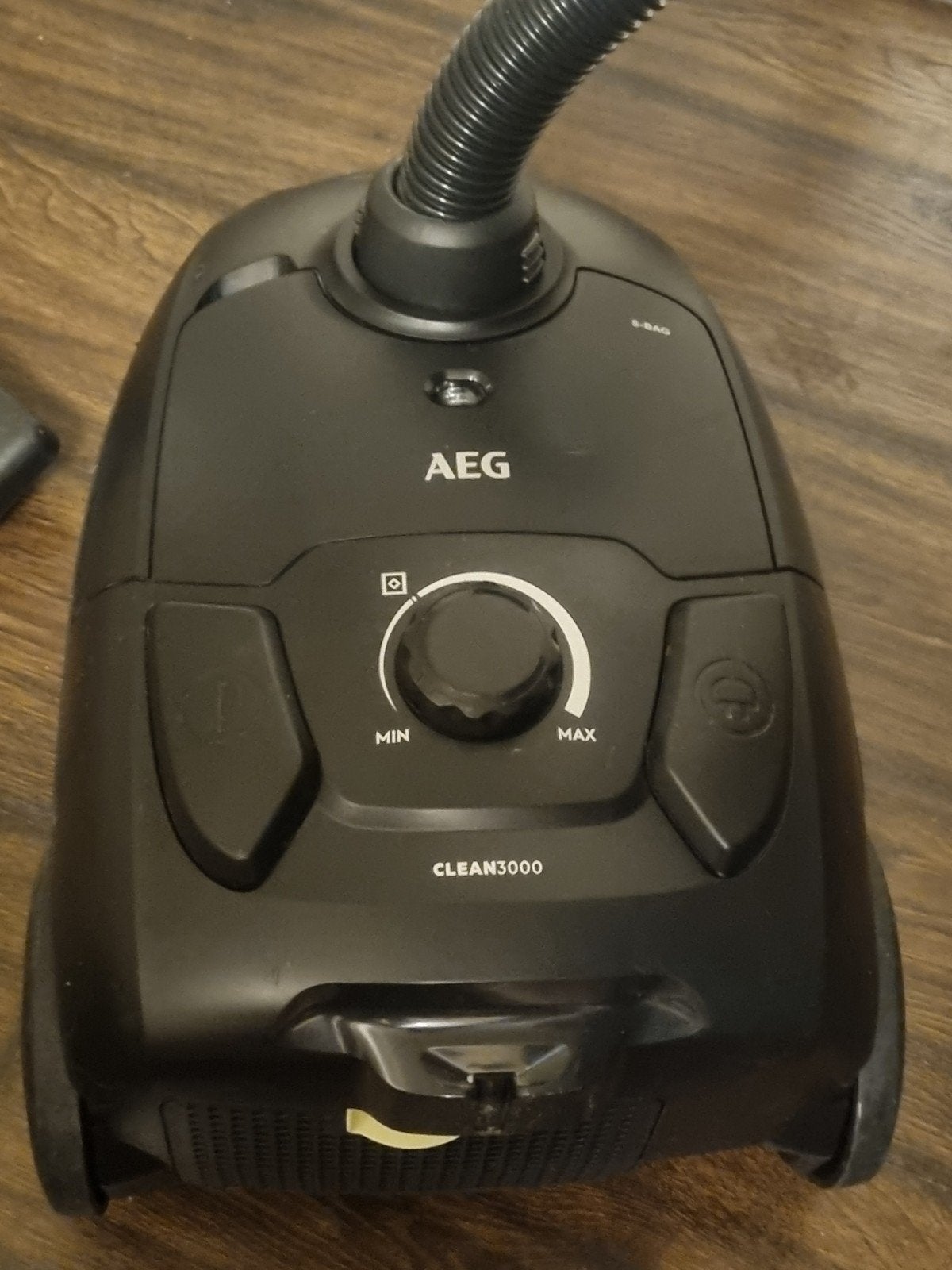 AEG CLEAN3000 Sledestofzuiger - Krachtig en Compact, Stofzak, Gebruikt, Ophalen of Verzenden, Sledestofzuiger
