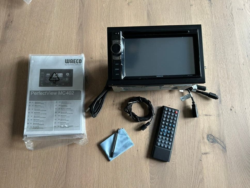 Waeco MC 402 Double-DIN radio tbv camper Fiat Ducato, Ophalen, Zo goed als nieuw