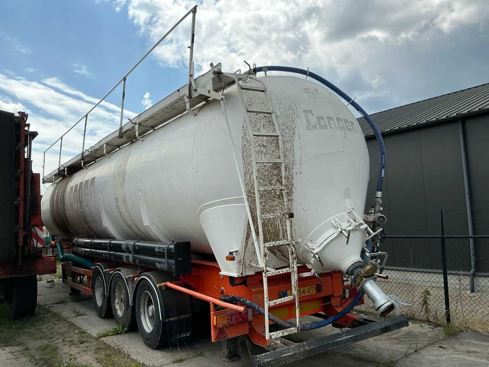 1999 Benalu 2000 NEP 62L Mestcontainer opslag vat, Zakelijke goederen, Overige, Gewasbescherming en Bemesting