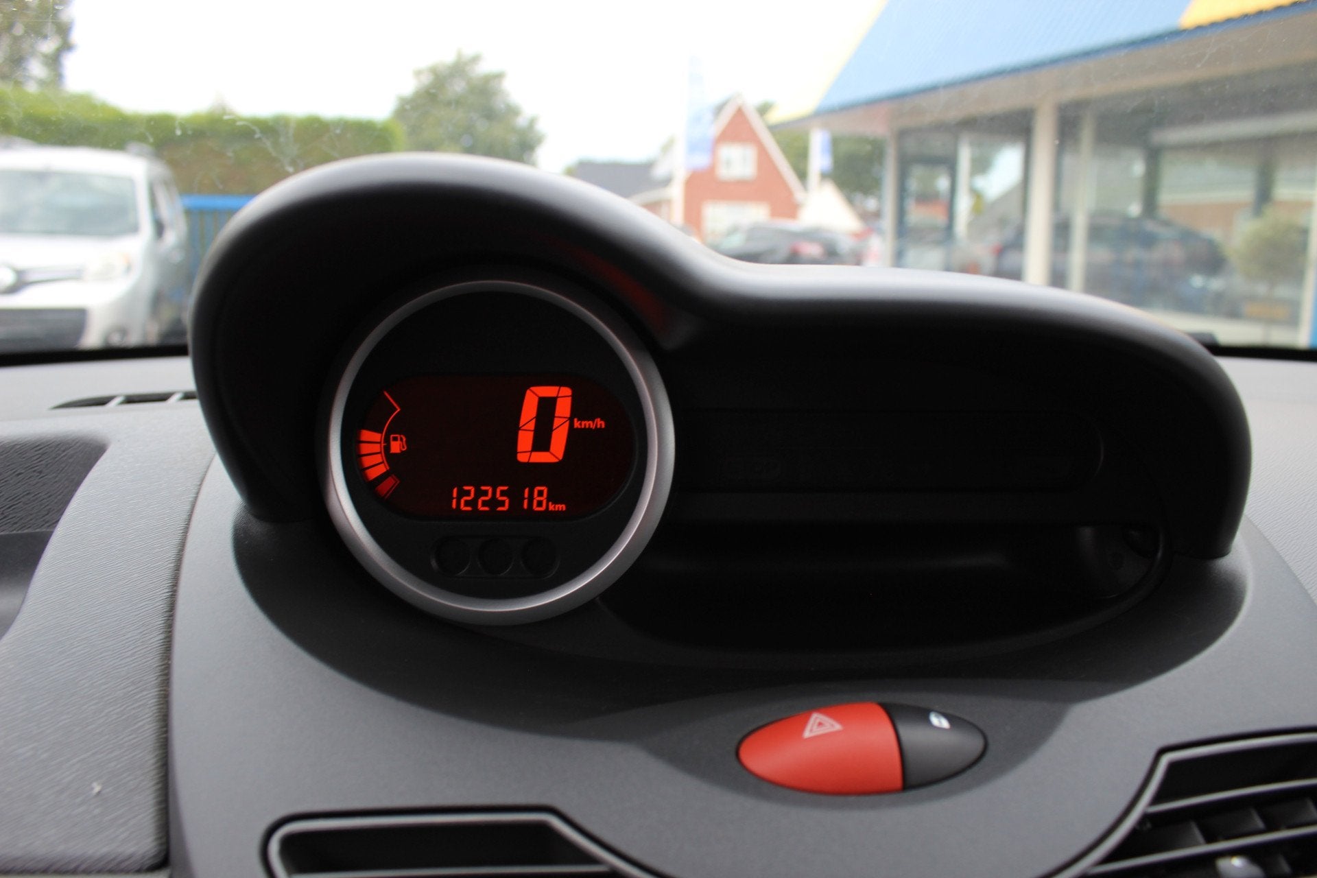 Renault Twingo 1.2-16V "Dynamique" Airco + Radio-CD !, Voorwielaandrijving, 839 kg, Gebruikt, Zwart