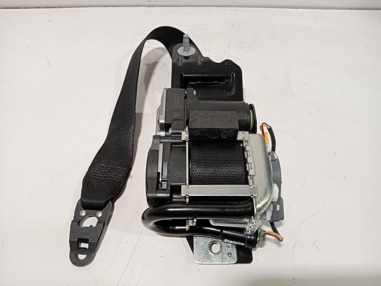 Veiligheidsgordel links voor Mercedes-Benz C-Klasse, Auto-onderdelen, Onderdelen@venauto.nl, Van der Ven Autorecycling B.V., Gebruikt