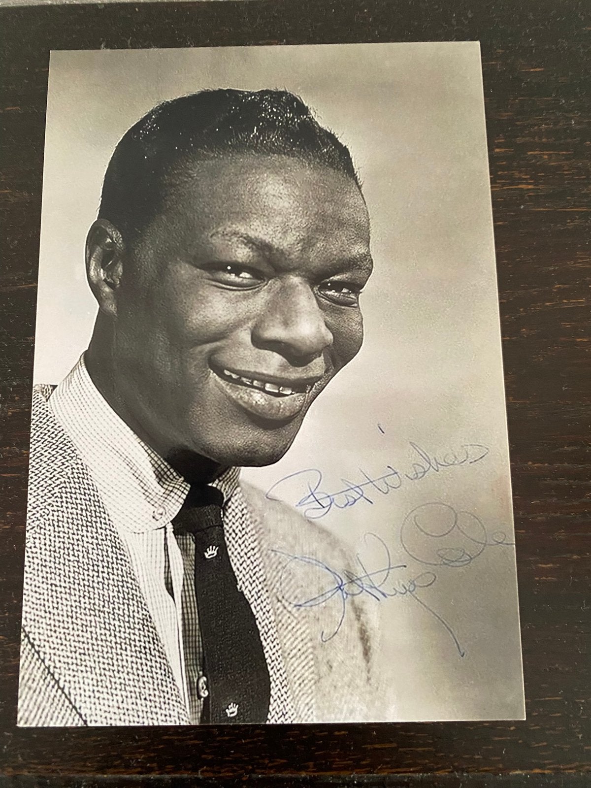 Handtekening nat king cole, Verzamelen, Muziek, Artiesten en Beroemdheden, Ophalen of Verzenden, Foto of Kaart