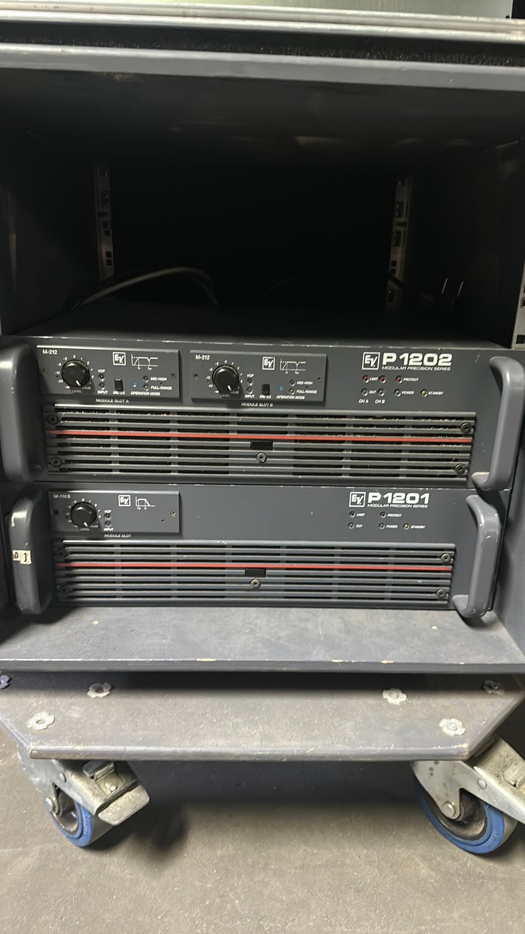 Ev electro voice p1201 en een p1202, Ophalen, Gebruikt, Minder dan 500 watt, Overige typen
