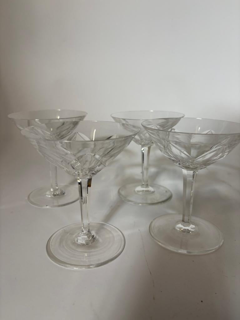 Antiek kristal glaswerk, Ophalen