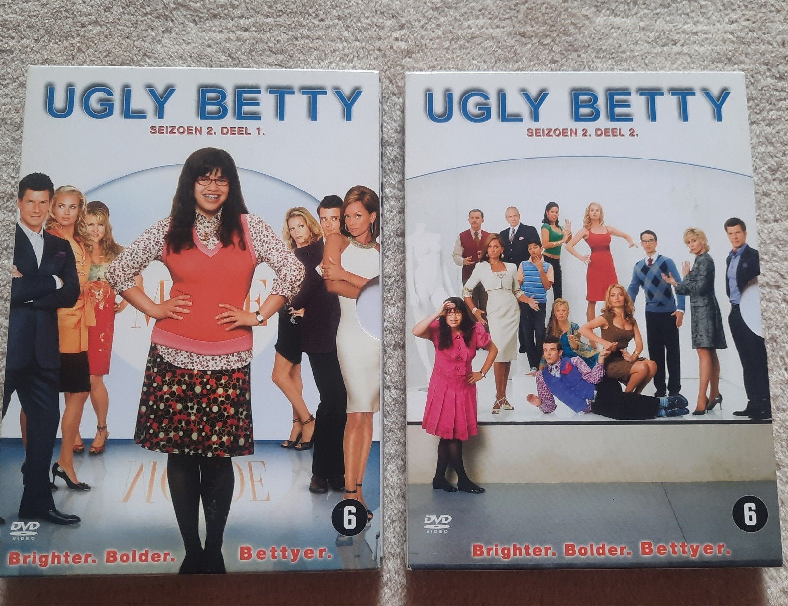 Ugly Betty, seizoen 2, deel 1 en 2, Alle leeftijden, Ophalen of Verzenden, Zo goed als nieuw