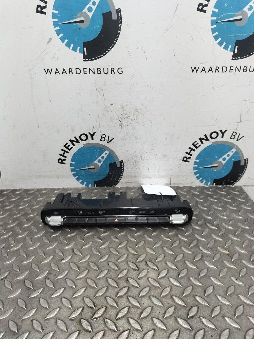 MERCEDES A CLASS W177 A160 Avantgarde  KACHEL BEDIENINGSPANE, Ophalen of Verzenden, Gebruikt, ARN erkend