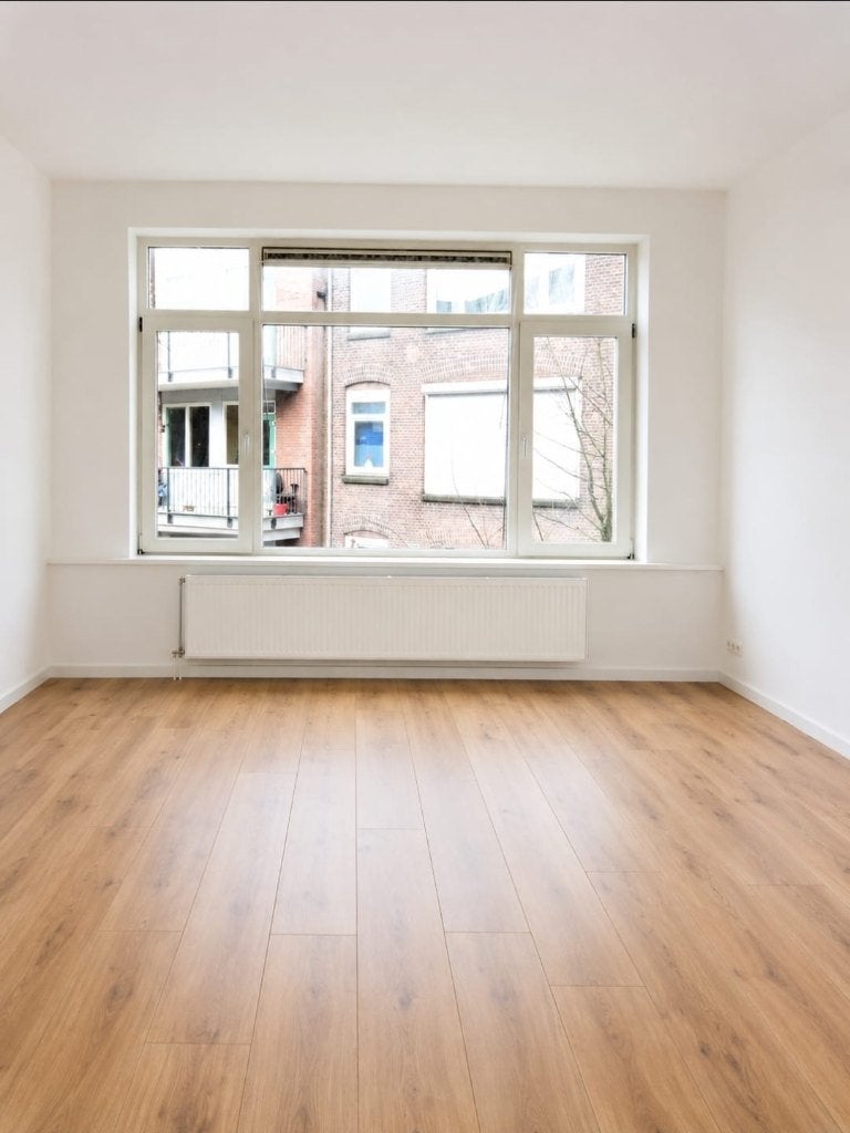 STUDIO met aparte slaapkamer te huur, Huizen en Kamers, Huizen te huur, Studio, Rotterdam