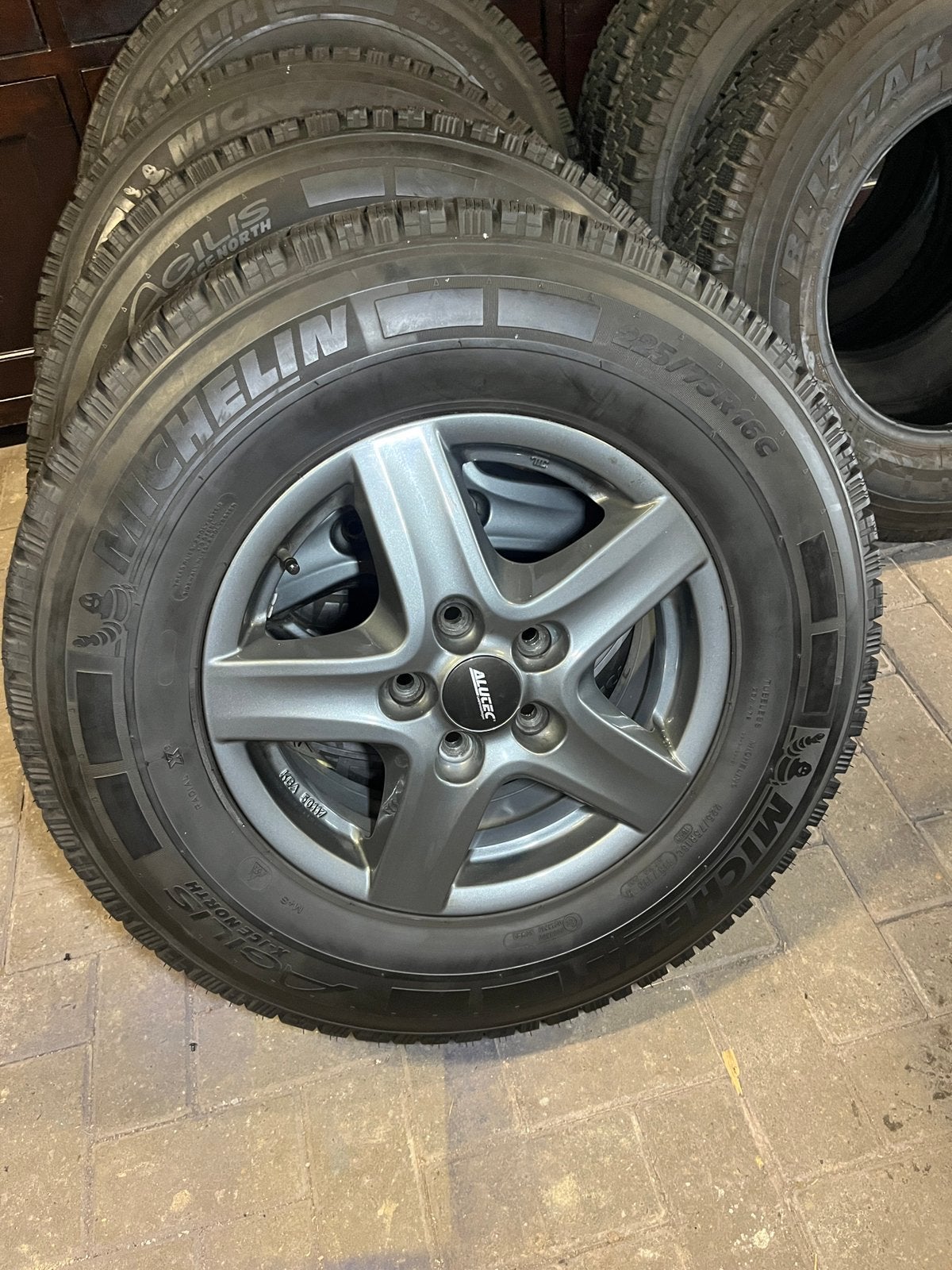 Velgen met michelin banden 5x118, Ophalen of Verzenden, Gebruikt