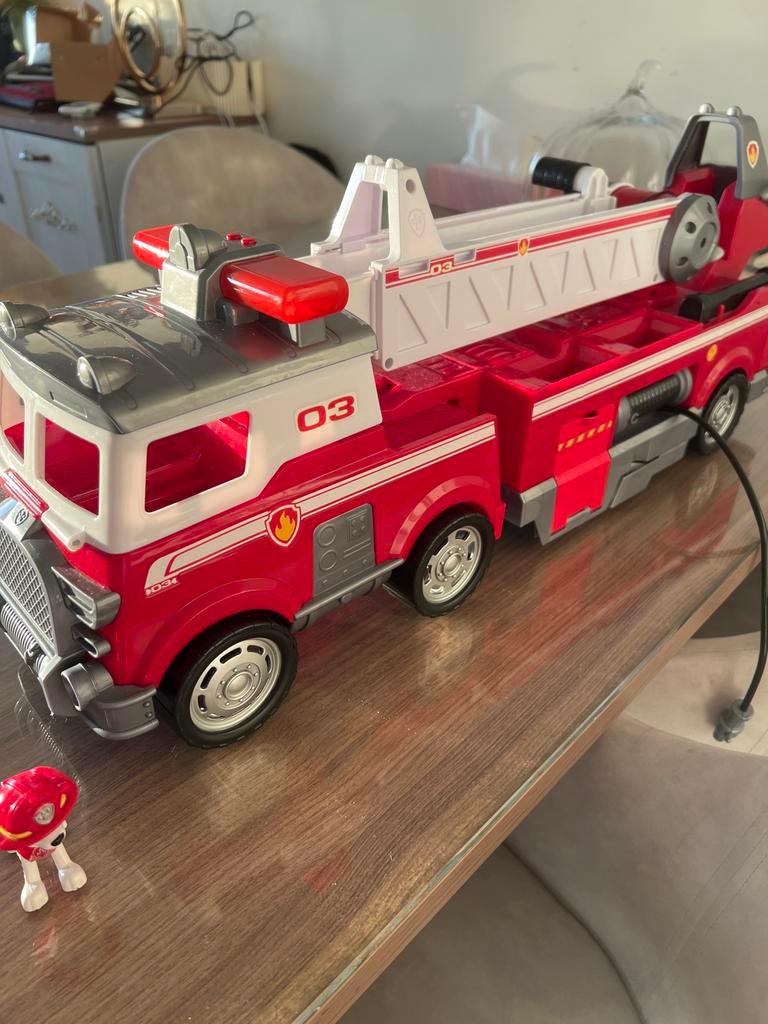 Paw Patrol Marshall Brandweerauto met Marshall figuur, Ophalen of Verzenden, Gebruikt, Jongen of Meisje