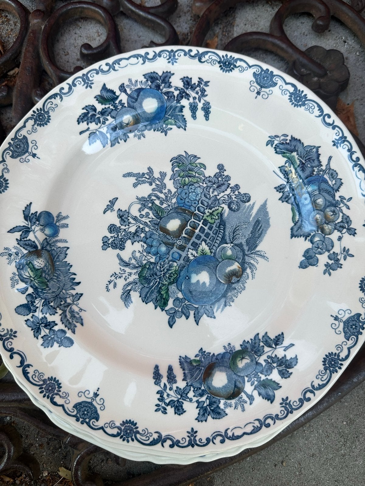 Set van 5 Mason's Patent Ironstone 'Fruit Basket' borden, Ophalen