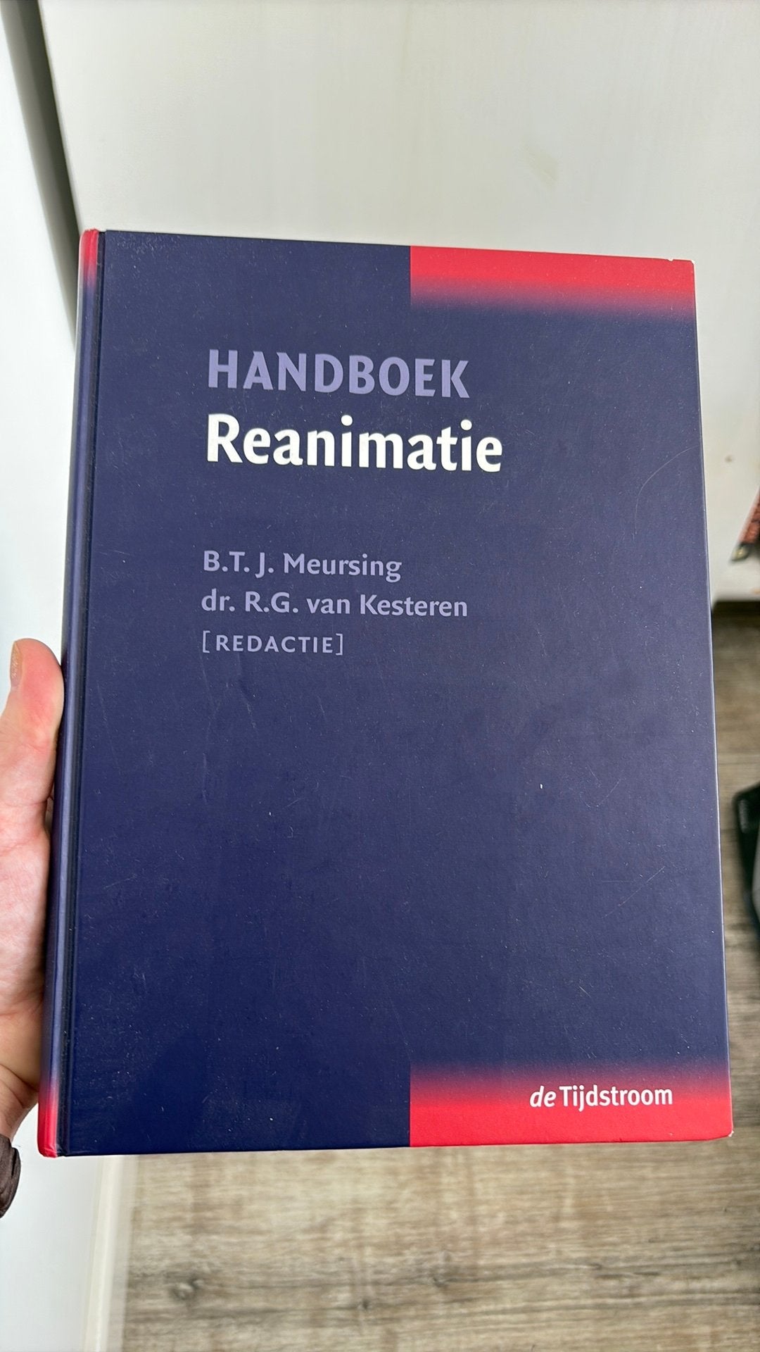 Handboek reanimatie, Ophalen of Verzenden, Zo goed als nieuw, Natuurwetenschap