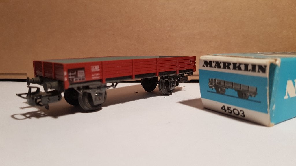 Märklin 4503 Platte Bakwagen van de DB, Hobby en Vrije tijd, Modeltreinen | H0, Wisselstroom, Wagon, Ophalen of Verzenden, Zo goed als nieuw