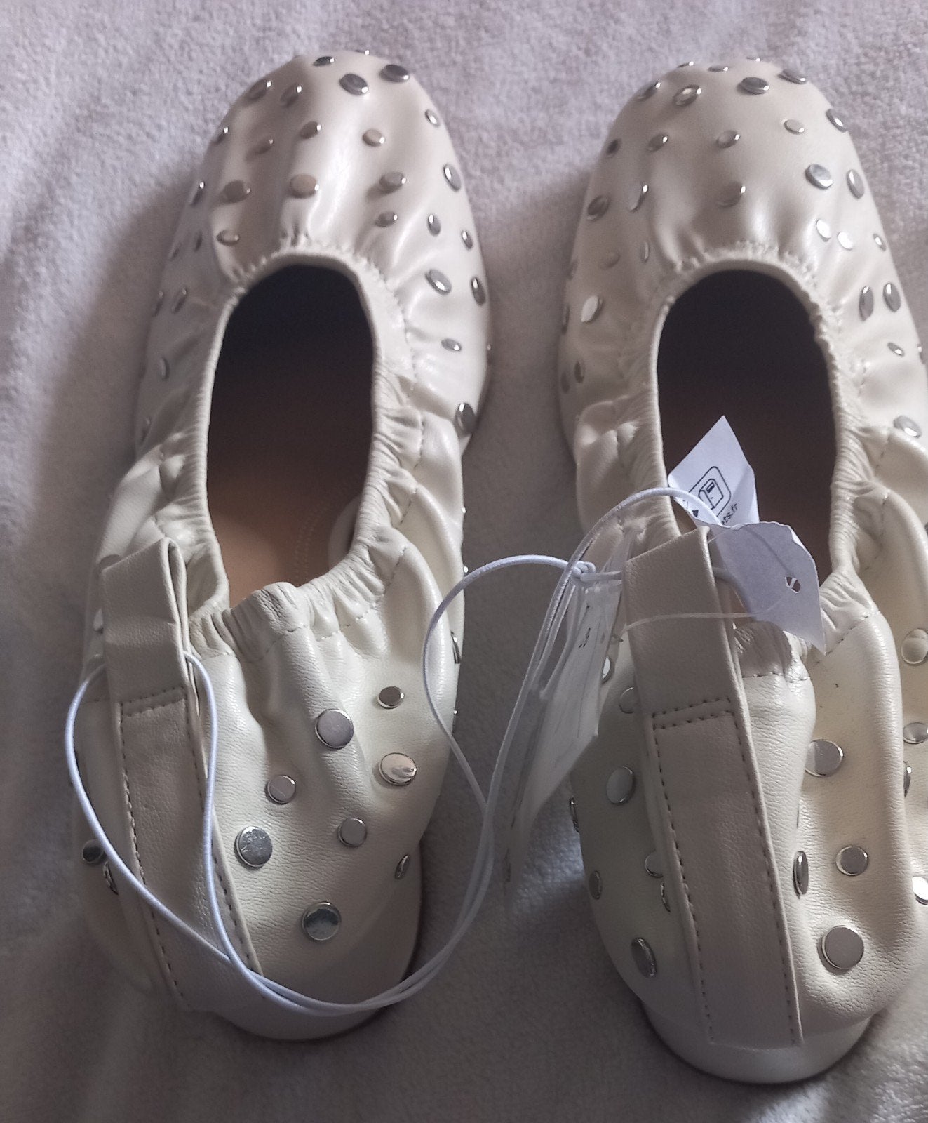 Crème damesschoenen met Paljetten, Ophalen of Verzenden, Nieuw, Beige, Sneakers of Gympen