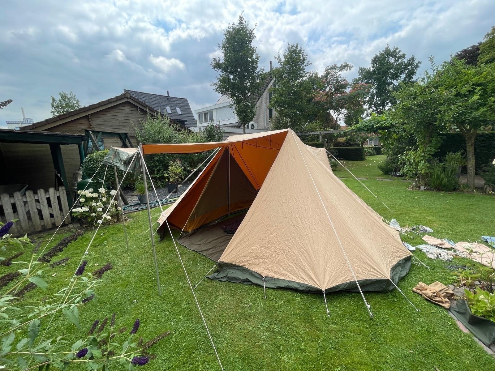 Bever Mentora tent, Caravans en Kamperen, Ophalen, Zo goed als nieuw, Tot en met 4