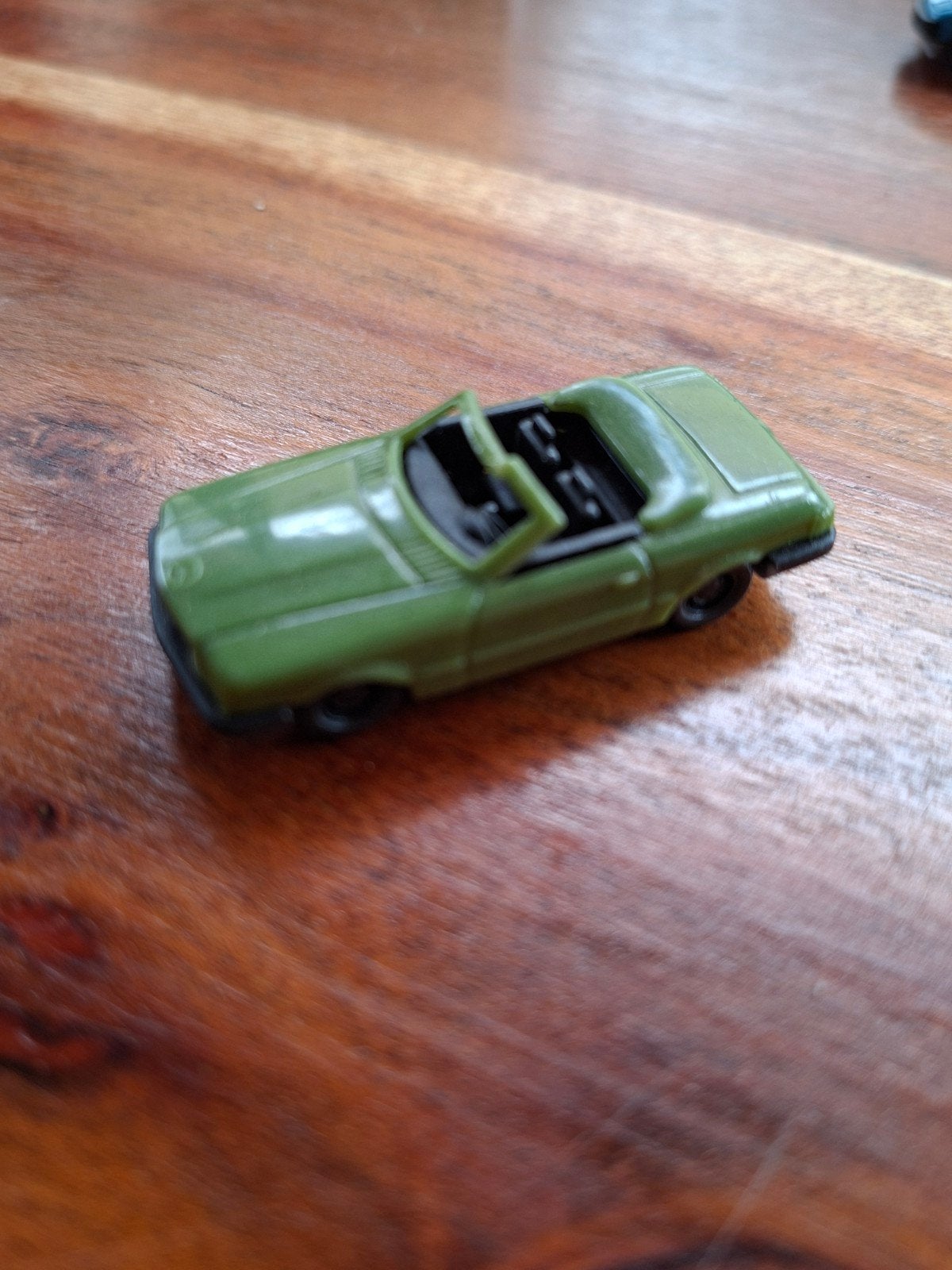 Verzameling van 12 vintage speelgoedauto's, Hobby en Vrije tijd, Modelauto's | 1:87, Ophalen of Verzenden, Gebruikt