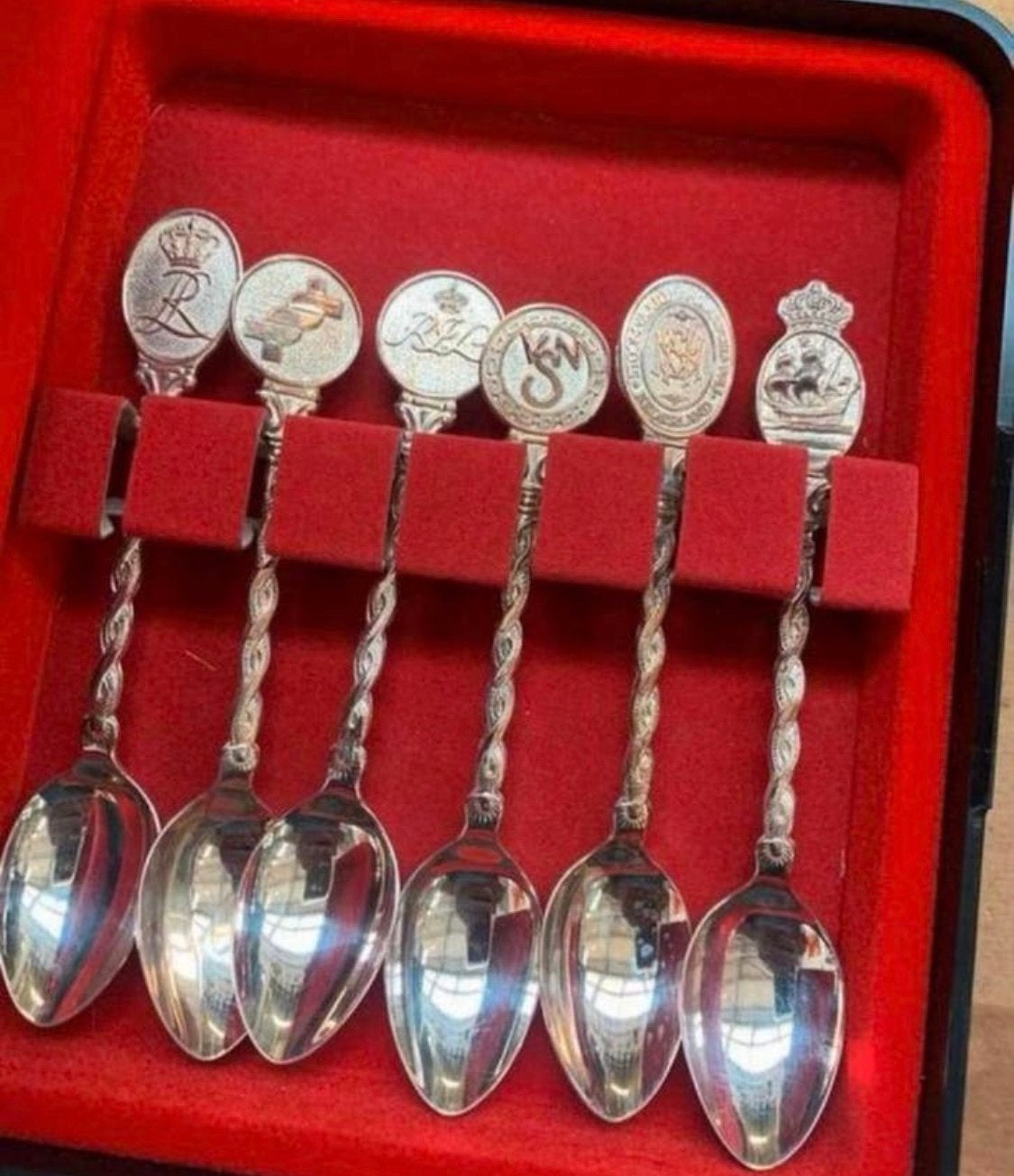Lepeltjes doos met oude zilver ? Verzilverd Nedlloyd lepels, Ophalen of Verzenden