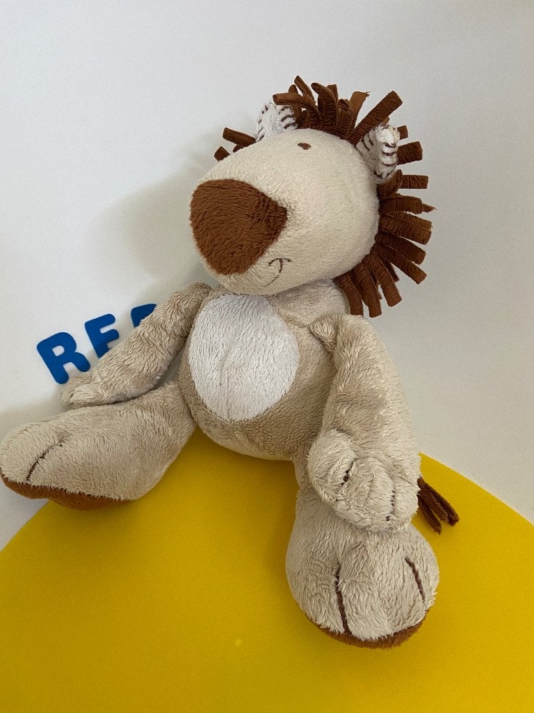 K4409 hema leeuw bruin, Kinderen en Baby's, Ophalen of Verzenden, Zo goed als nieuw, Overige typen