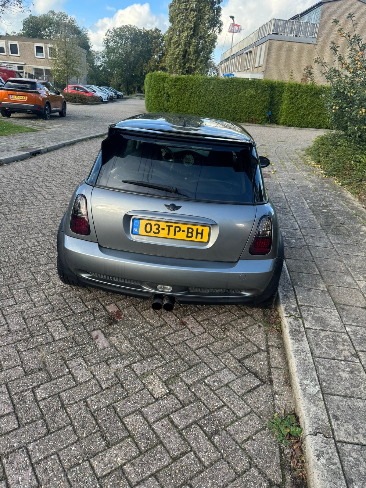 Mini 1.6 16V Cooper S 2004 Grijs, Auto's, 202 pk, 750 kg, 4 cilinders, 4 stoelen
