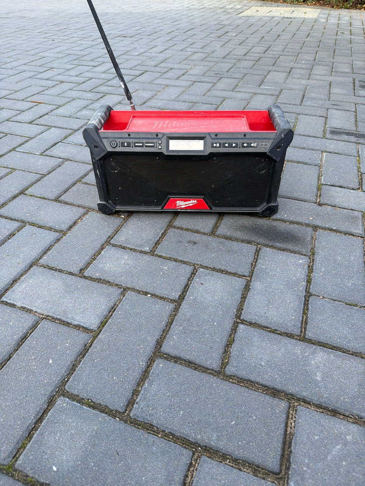 Milwaukee M18 RADDAB+G2 Bouwradio - Gebruikt, Ophalen of Verzenden, Gebruikt, Bouwradio