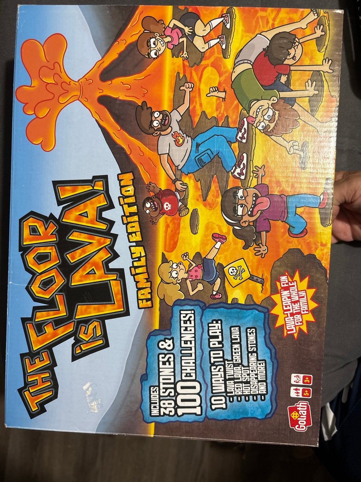 The Floor is Lava! Family Edition - Goliath, Drie of vier spelers, Ophalen of Verzenden, Zo goed als nieuw