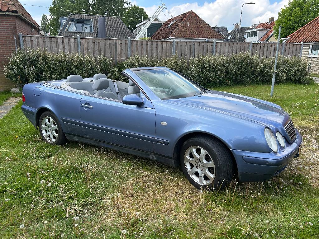 Mercedes-Benz Mercedes 1999, Auto's, Automaat, 1998 cc, 4 cilinders, Cabriolet