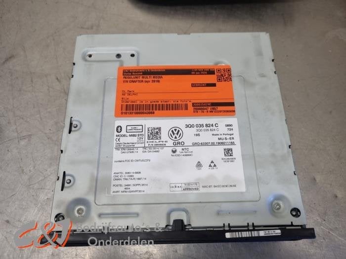 Regelunit Multi Media van een Volkswagen Crafter, Gebruikt, -, Volkswagen, -