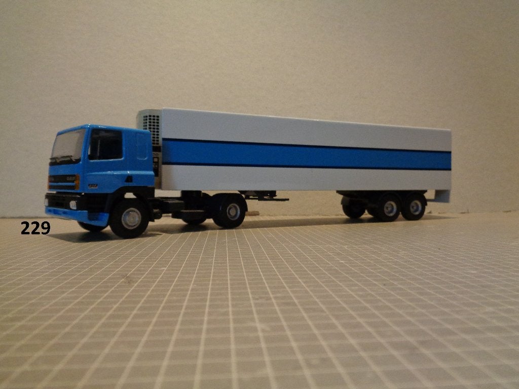 lion daf 75 demo  trekker oplegger, Ophalen of Verzenden, Zo goed als nieuw, Bus of Vrachtwagen, Lion Toys