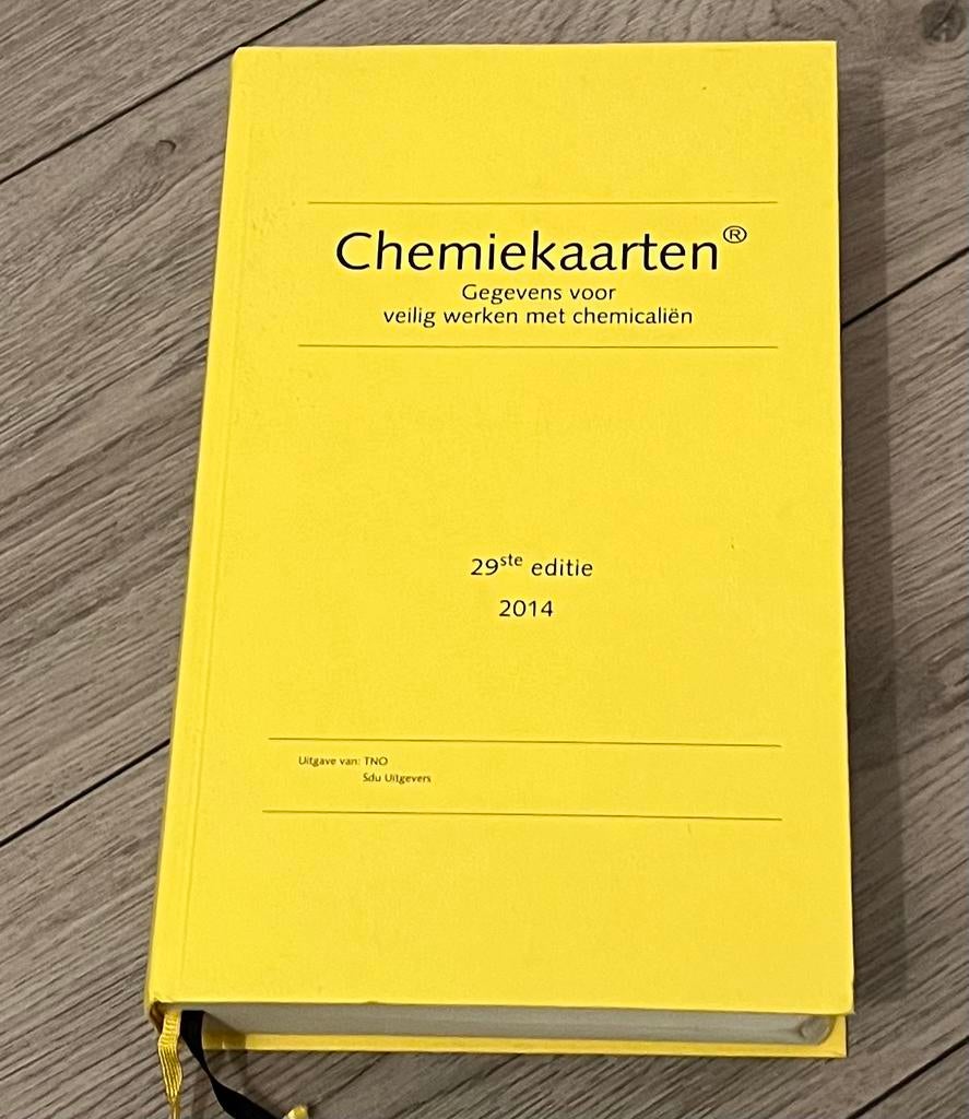 Chemiekaarten 29e editie 2014 - Veilig werken chemicaliën, Boeken, Ophalen of Verzenden, Zo goed als nieuw, Overige onderwerpen