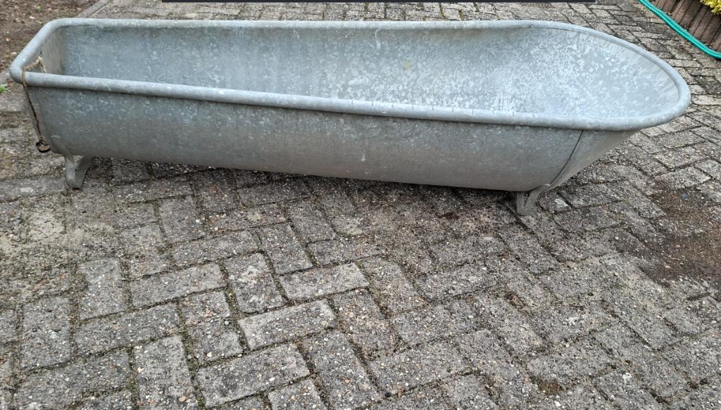 ZINKEN  BADEN(Vintage), Tuin en Terras, Bloembakken en Plantenbakken, Gebruikt, 100 cm of meer, Ophalen of Verzenden, Metaal