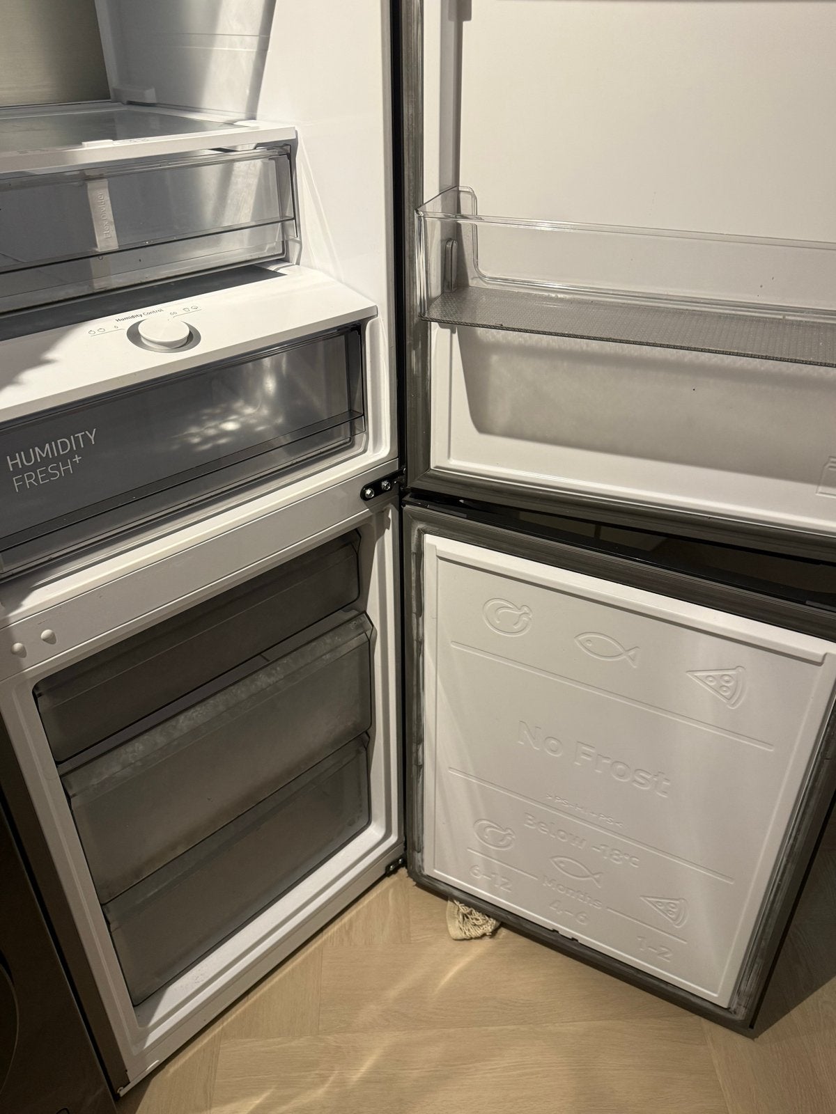 Samsung Bespoke Koel-vriescombinatie - Stijlvol en Modern, Witgoed en Apparatuur, Koelkasten en IJskasten, 200 liter of meer, 60 cm of meer