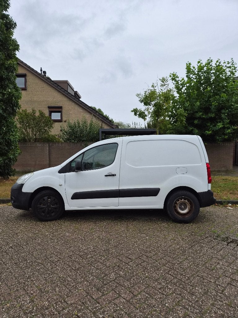 Citroën Berlingo 1.6i 500 Comfort 2010, Voorwielaandrijving, Dealer onderhouden, Stof, Euro 6