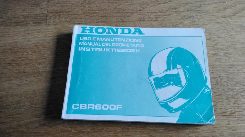 Honda CBR600F Instructieboek - Handleiding 1993, Motoren, Handleidingen en Instructieboekjes, Ophalen of Verzenden