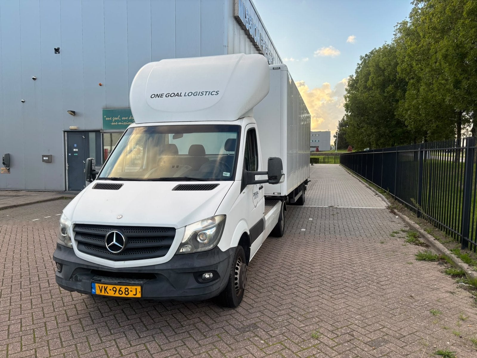 Mercedes-Benz Sprinter 519CDI 3.0 V6, Auto's, Euro 5, Zwart, 190 pk, 2260 kg