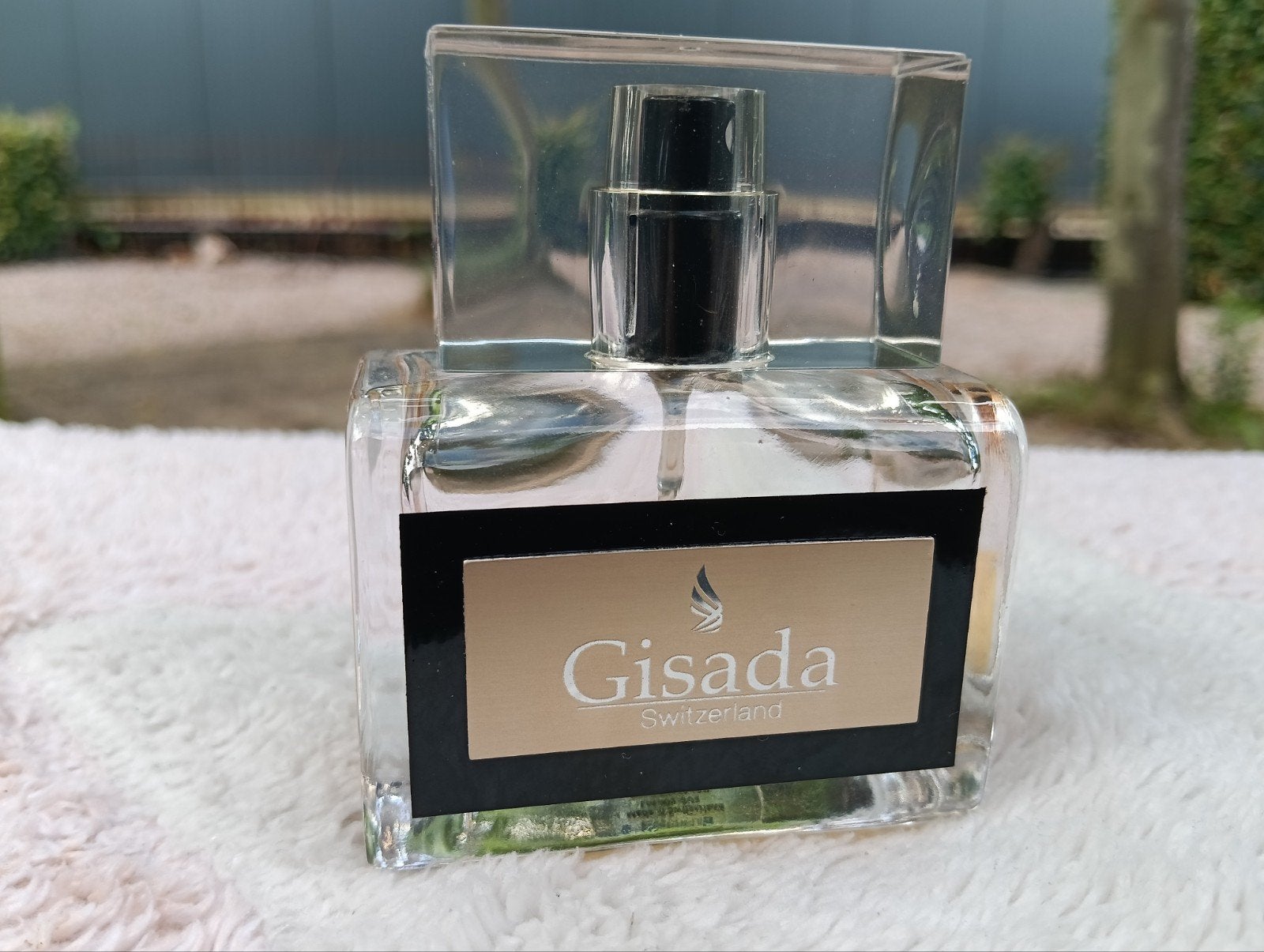Gisada Switzerland parfum - Zo goed als nieuw, Ophalen of Verzenden, Zo goed als nieuw